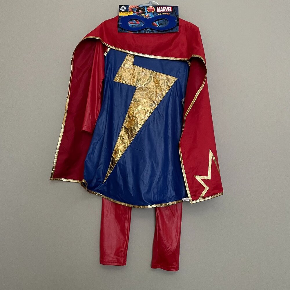 Disney Store Mrs. Marvel Costume, Youth size 11/12, NEW!!